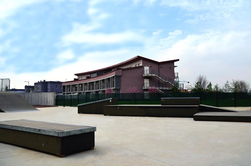 Privilege Apartments Vimercate Luaran gambar