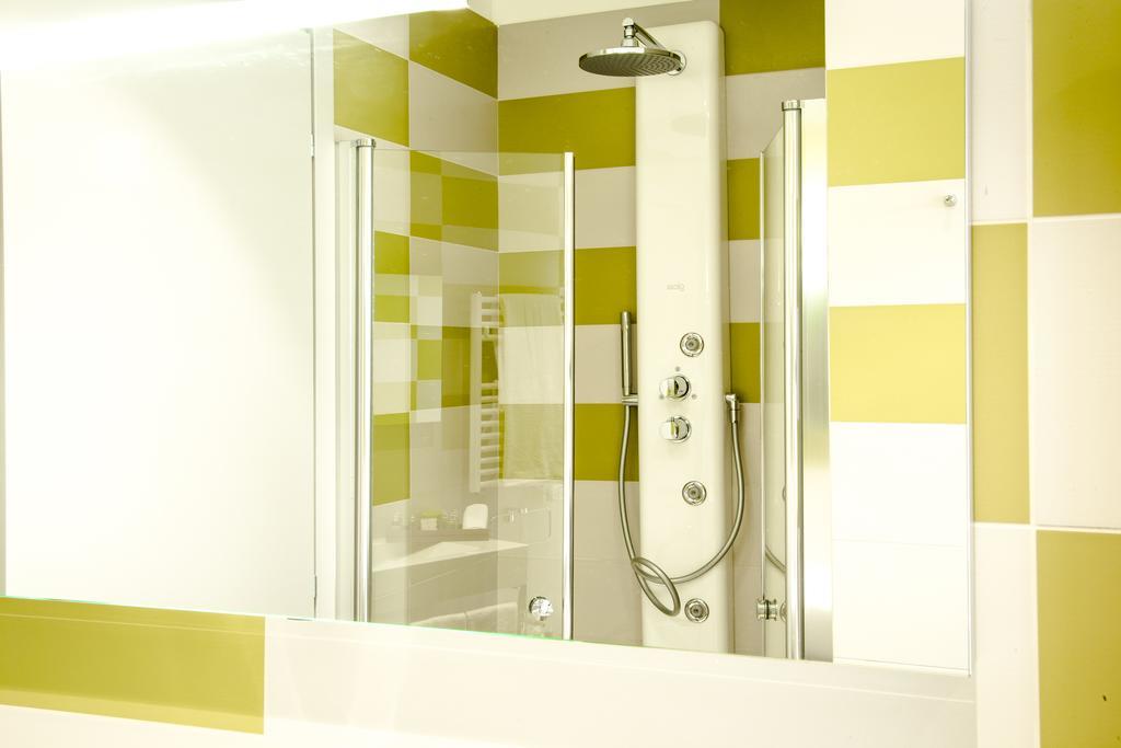 Privilege Apartments Vimercate Luaran gambar
