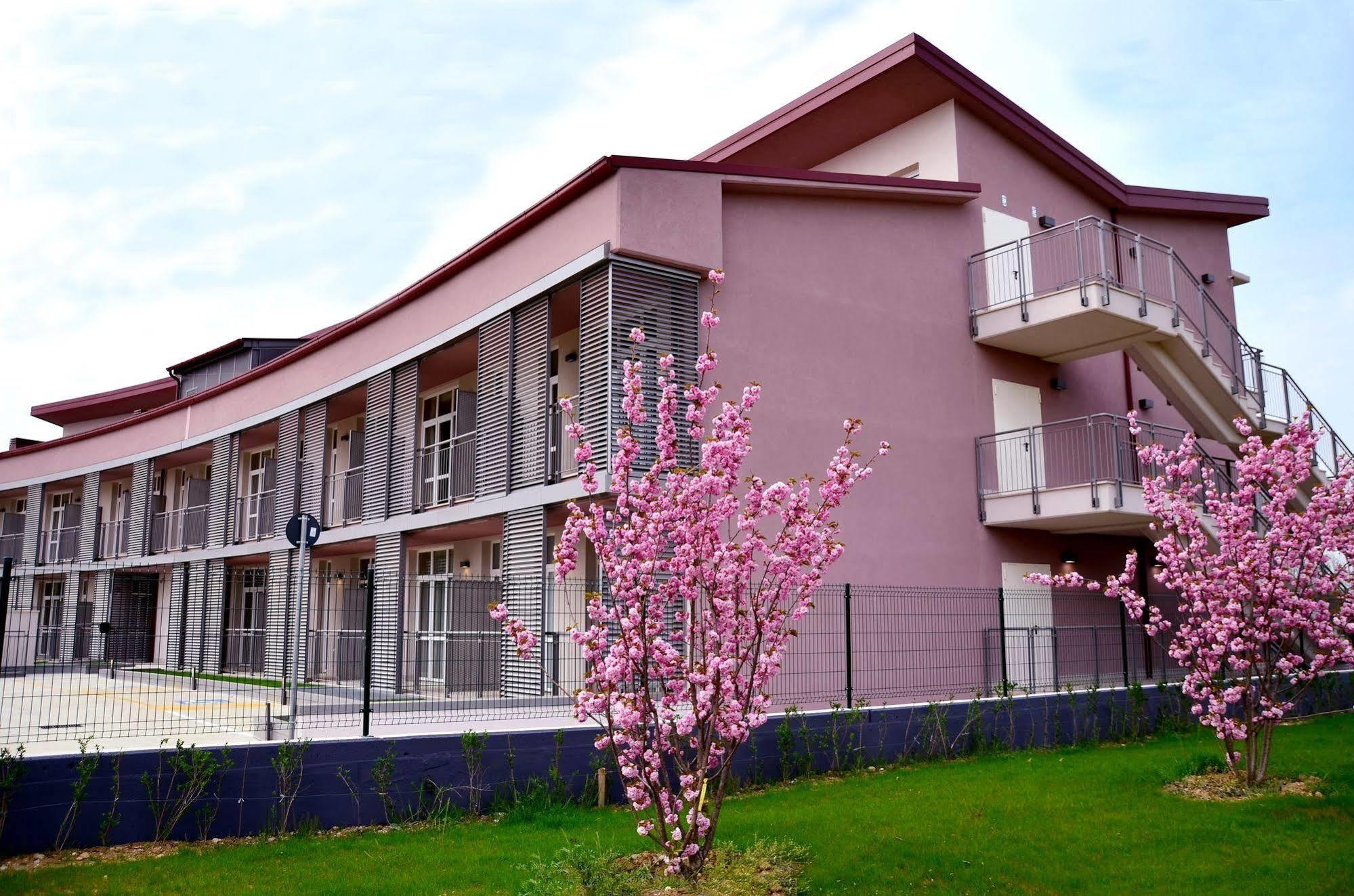 Privilege Apartments Vimercate Luaran gambar