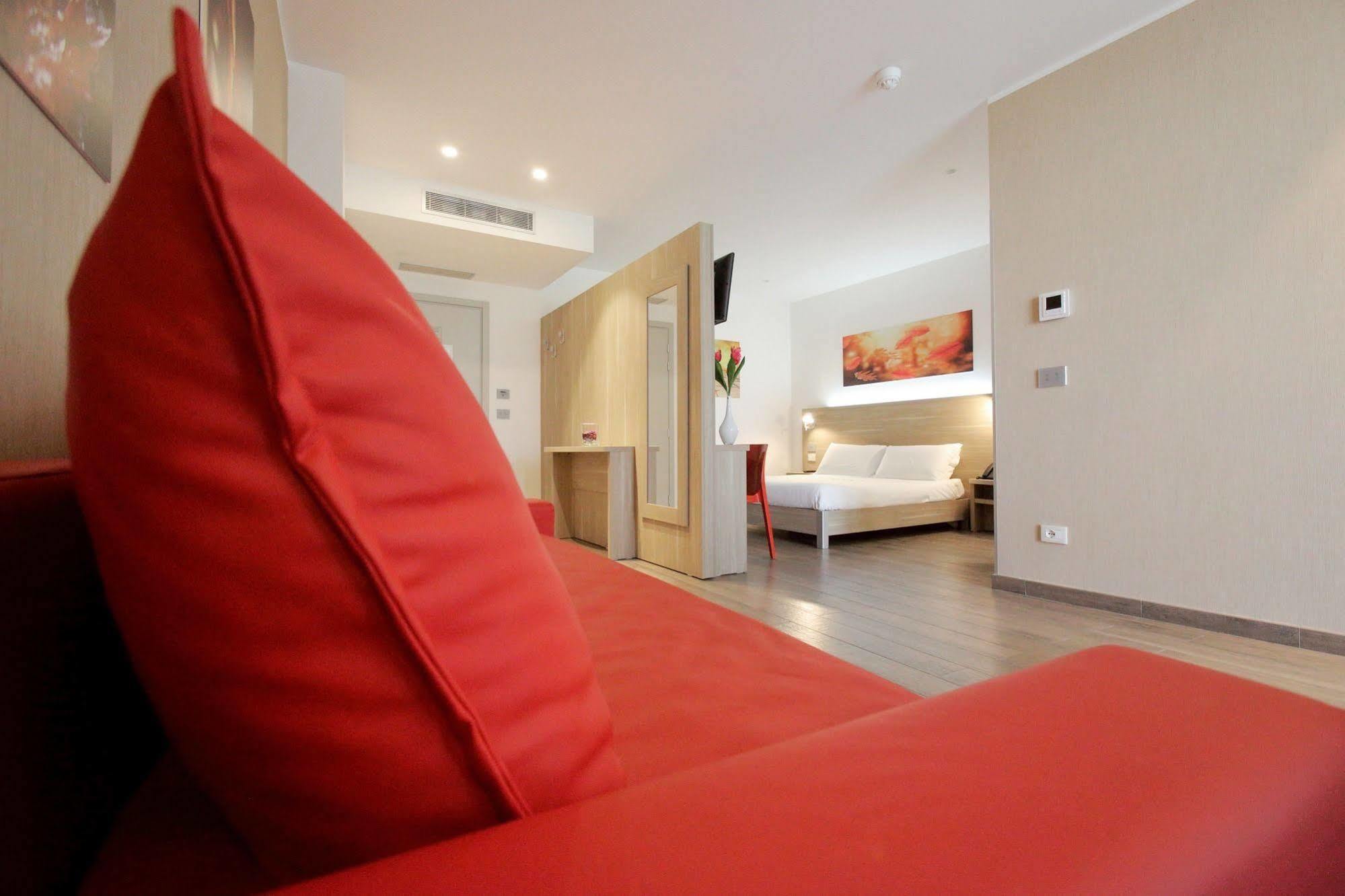 Privilege Apartments Vimercate Luaran gambar