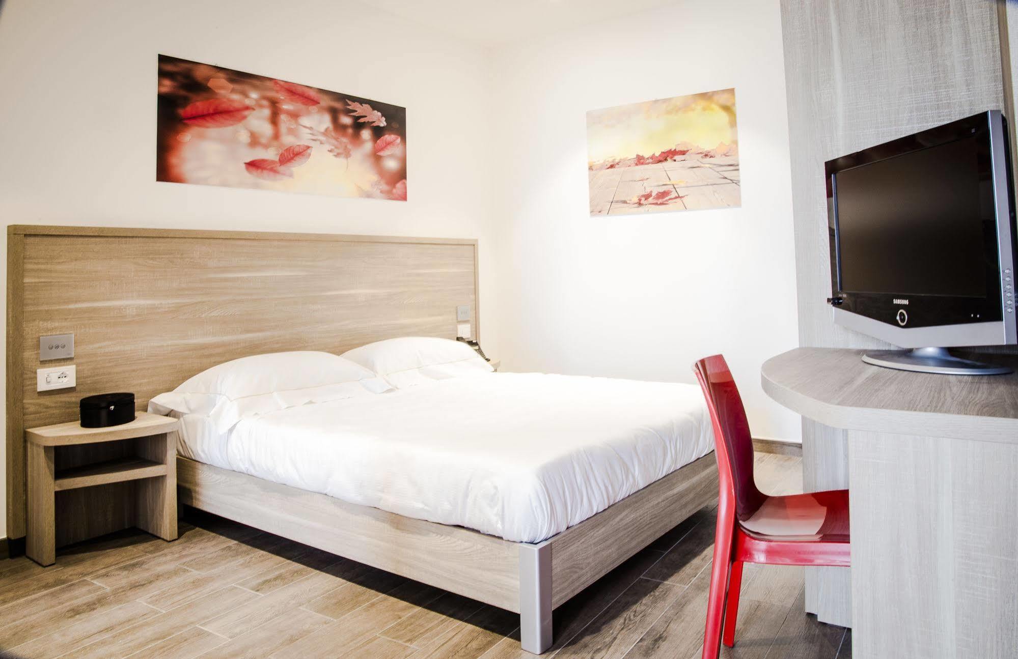 Privilege Apartments Vimercate Luaran gambar