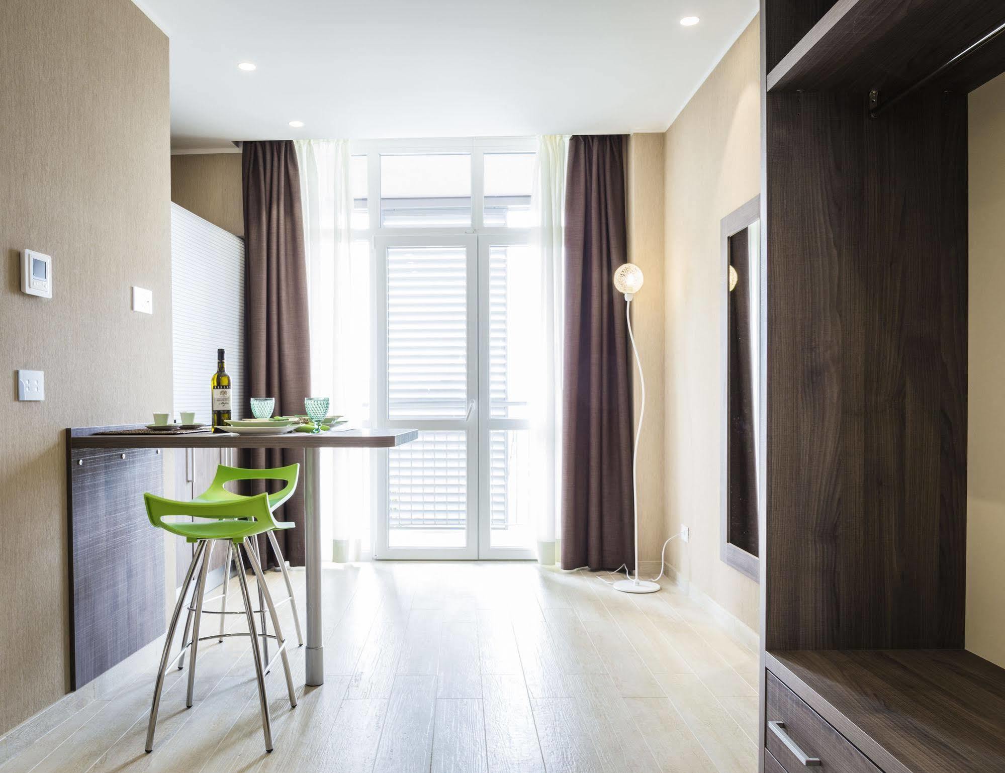 Privilege Apartments Vimercate Luaran gambar