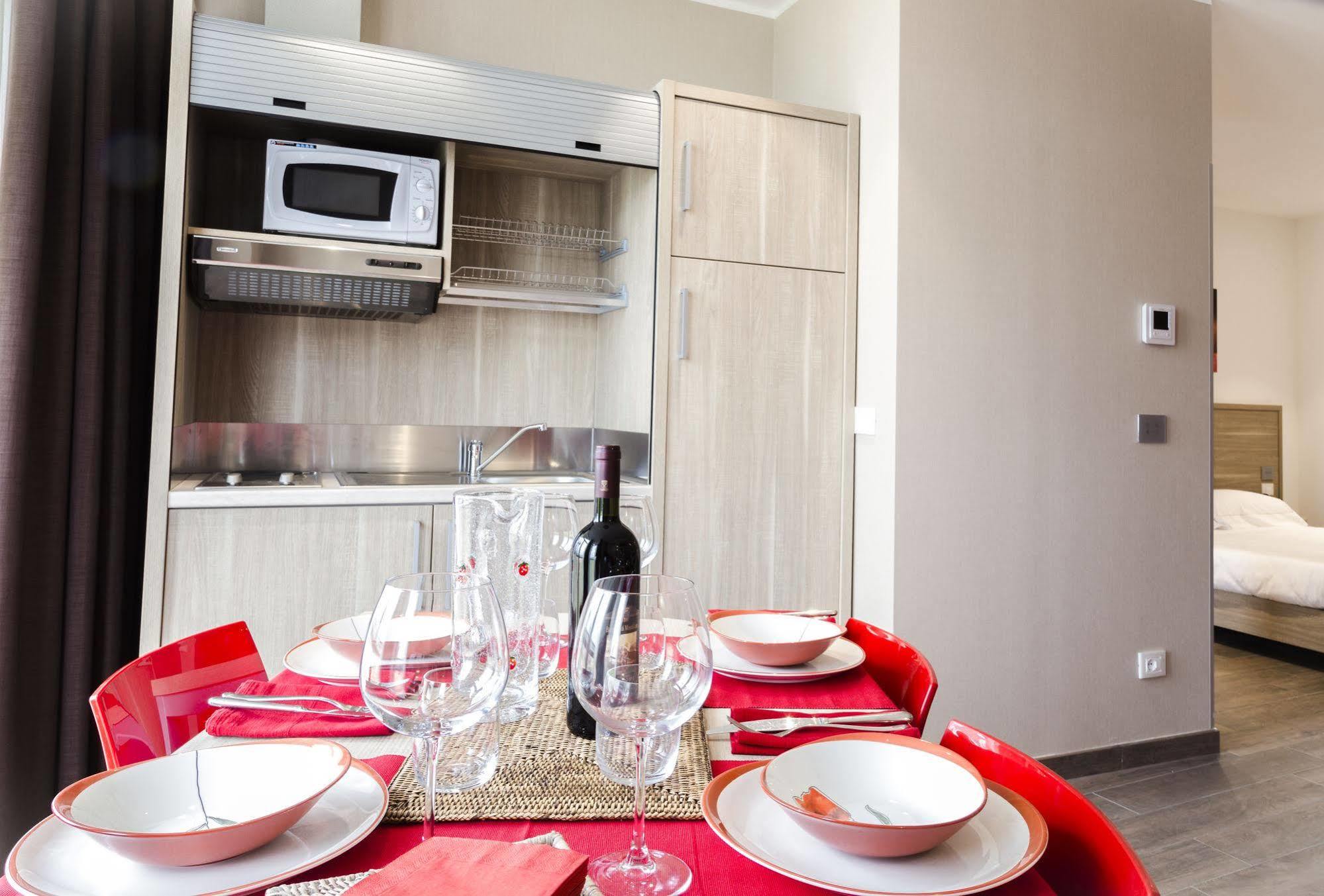 Privilege Apartments Vimercate Luaran gambar