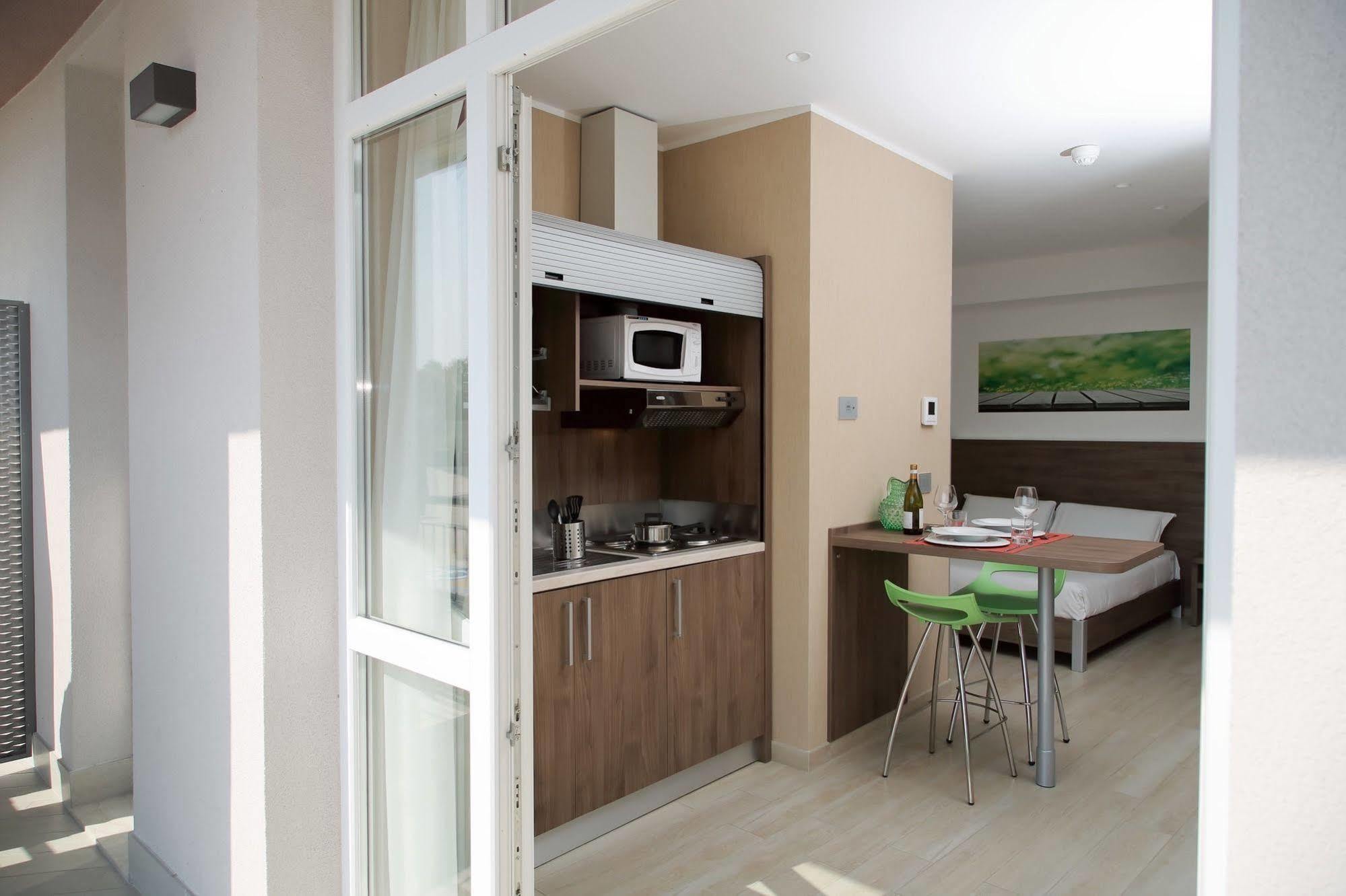 Privilege Apartments Vimercate Luaran gambar