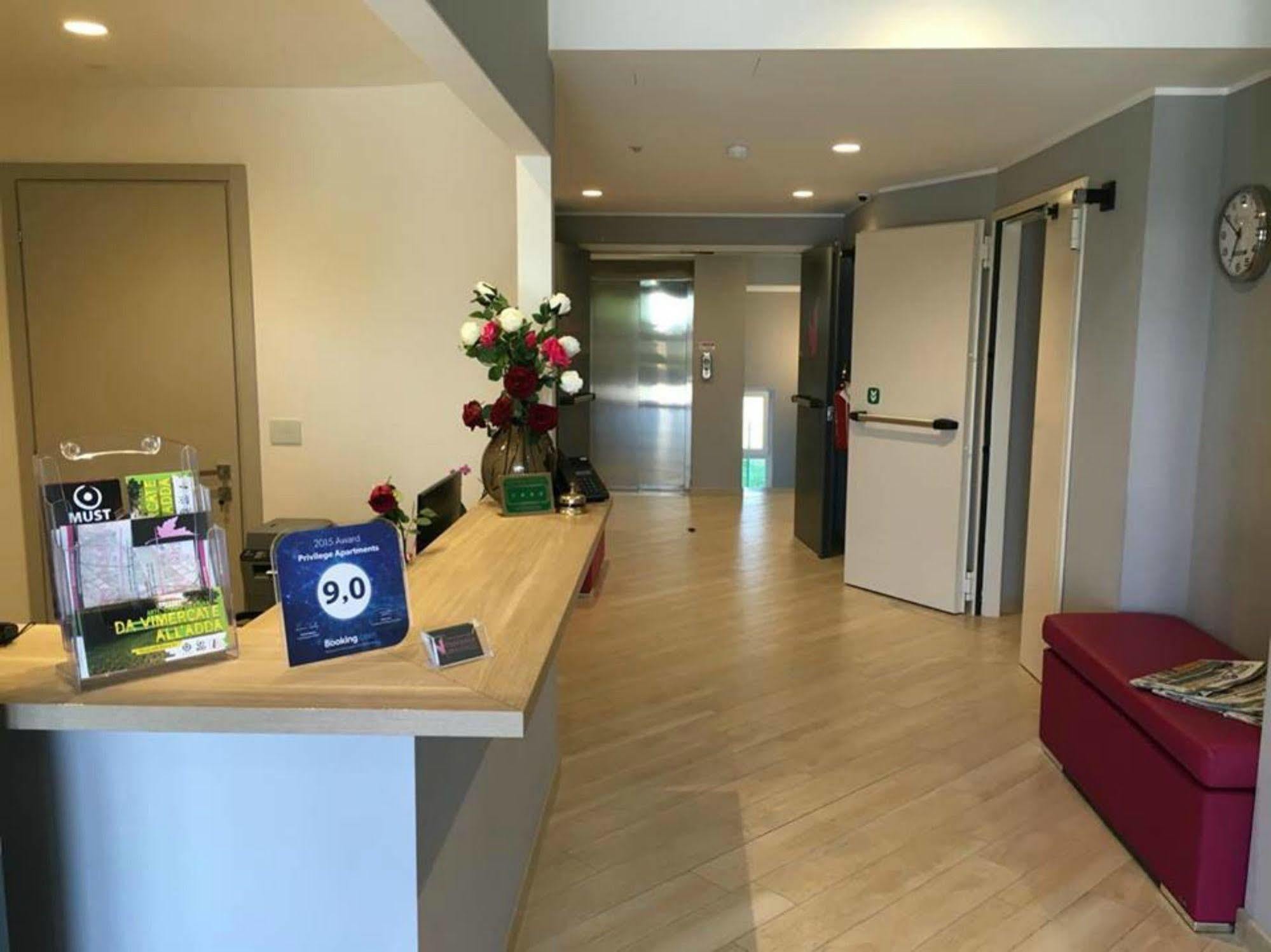 Privilege Apartments Vimercate Luaran gambar