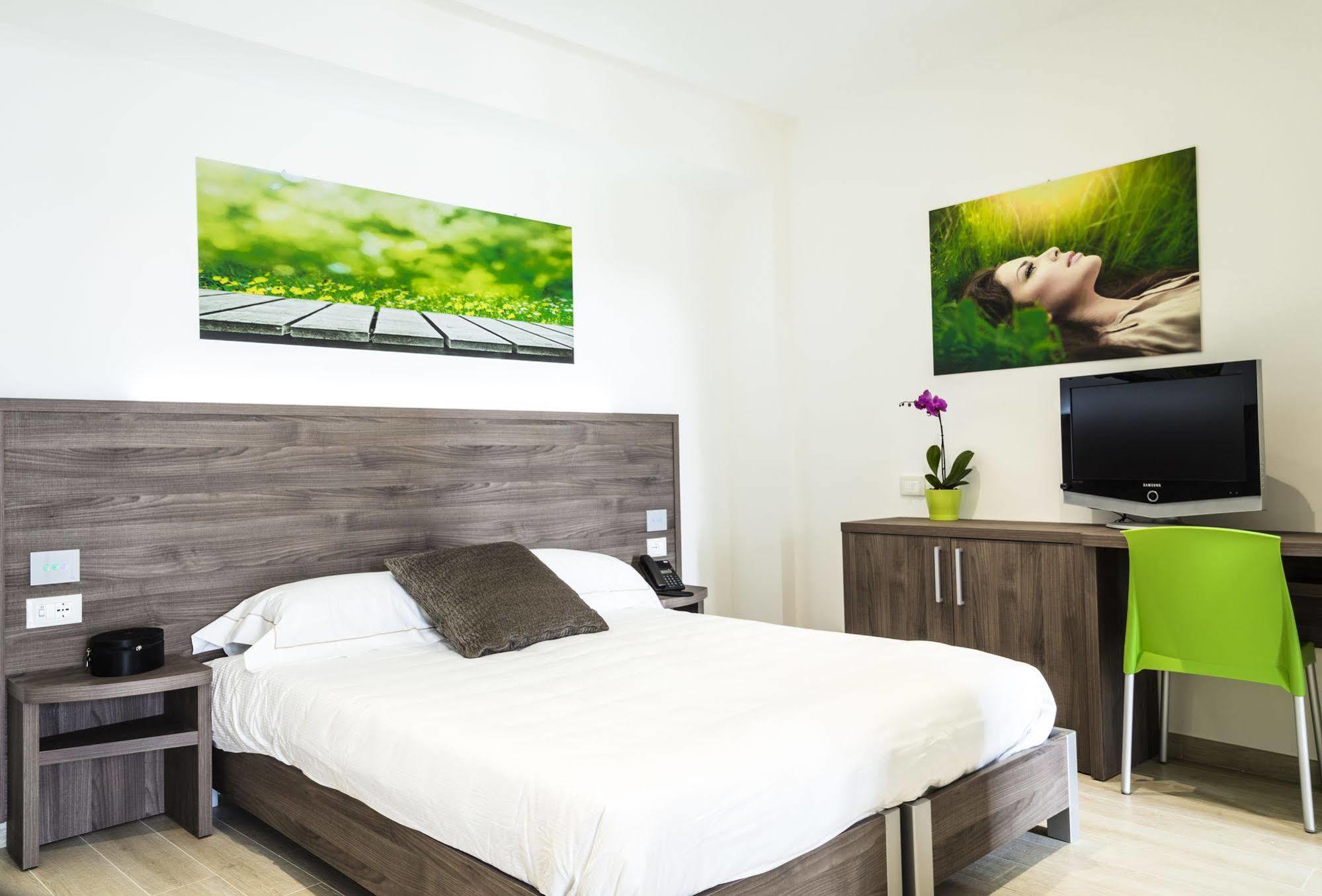 Privilege Apartments Vimercate Luaran gambar